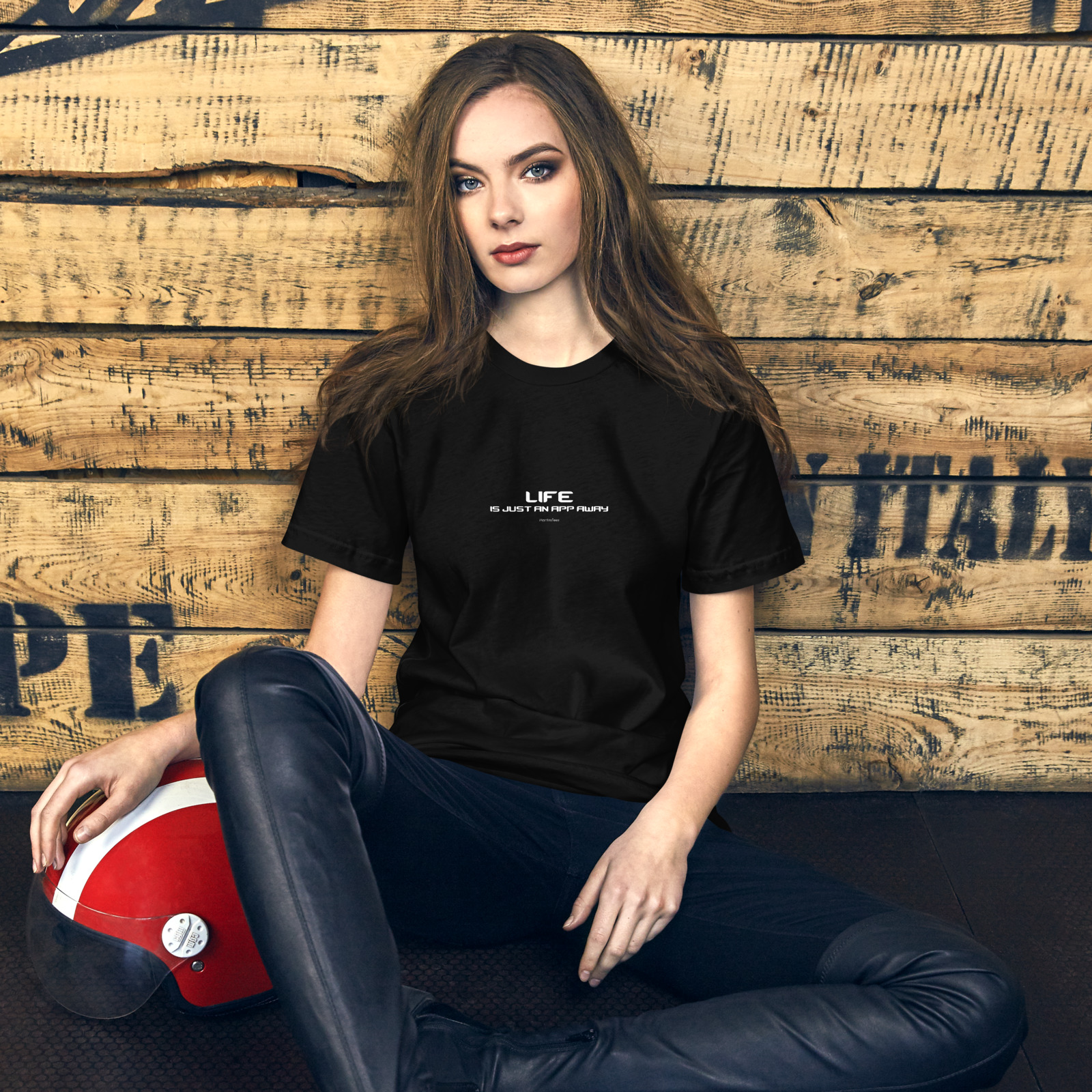 T-shirt: LIFE - IS JUST AN APP AWAY